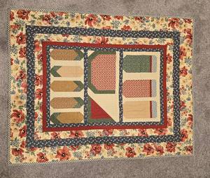 lot 252 image: Handmade Floral Patchwork Quilt