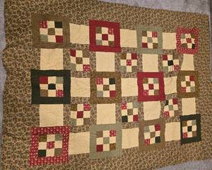 lot 253 image: Handmade Patchwork Quilt