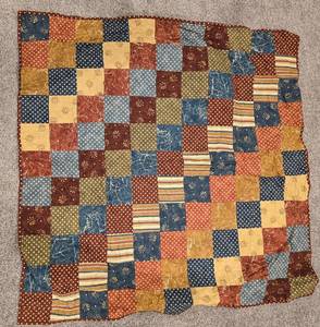 lot 254 image: Handmade Patchwork Quilt, Multi-Color
