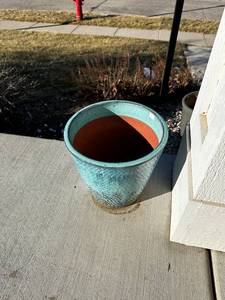 lot 258 image: Turquoise Ceramic Planter