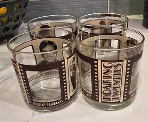lot 267 image: Roaring Twenties Glass Set