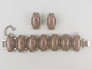 Set of two  Confetti Lucite Link Gold Tone Base Metal Link Bracelet & Clip-On Earrings.