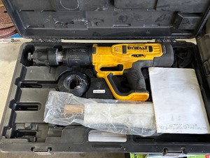 lot 5 image: DeWalt Powder Actuated Nailer
