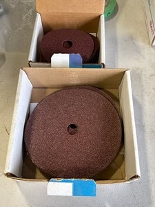lot 7 image: Aluminum Oxide GrindingSanding Discs