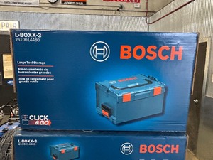 lot 14 image: Bosch Large Tool Storage Box