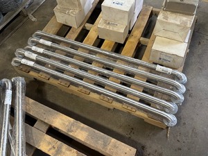 lot 33 image: Bradley 48 Grab Bars Quantity of 5