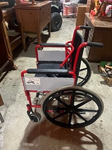 lot 31 image: Wheel Chair