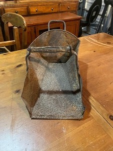 lot 22 image: Coal Bucket