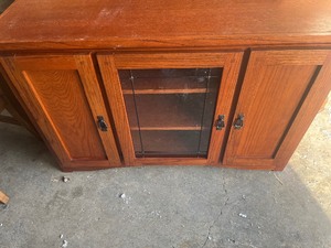 lot 10 image: Very Nice Cabinet