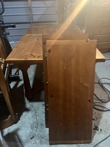 lot 9 image: Very Big Table & Chairs not perfect but with a little TLC could be very nice