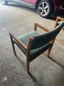 lot 70 image: Shop Chair
