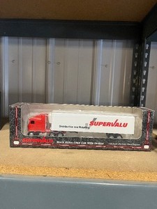 lot 56 image: Mack Supervalu Semi