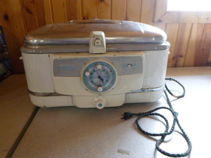 Vintage Nesco Electric Roaster