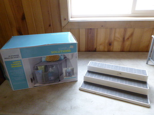 2 Cabinet Organizers