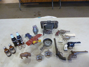 Vintage Novelty Items