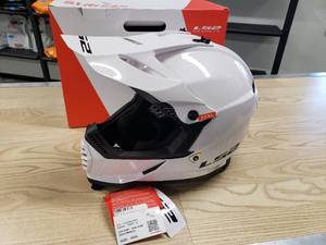 lot 29 image: LS2 Gate Helmet - XXXL - Gloss White