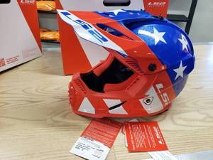lot 30 image: LS2 Gate YOUTH Helmet - Stripes REDWhiteBlue - YOUTH Small