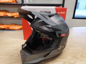 lot 40 image: LS2 Gate Two Face - Matte GrayBlack - XXXL