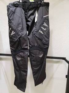 lot 105 image: Fly Racing Snow Pant - Black - Size 44