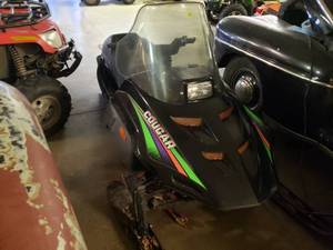 lot 131 image: Artic Cat Cougar 440 FOR PARTS NO TITLE CONDITION OF SLED UNKNOWN