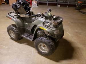 lot 136 image: Artic Cat 90 ATV FOR PARTS NO TITLE CONDTION OF WHEELER UNKNOWN