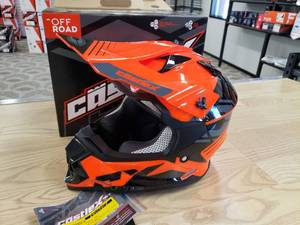 lot 148 image: Castle CX YOUTH MX - OrangeBlack - YOUTH M