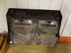 lot 172 image: Rood and Windshield for a CFMO no idea what model it fits