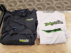 lot 209 image: XL Dakota Cat Shirts 2 unlabeled