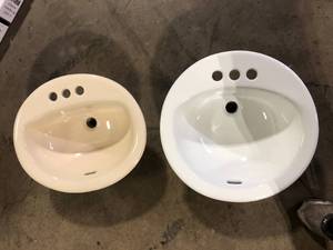 Lot of Assorted Bathroom Sinks Various Models and Conditions  Customer Returns See Pictures