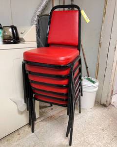 lot 403 image: Stacking Restaurant Chairs - red cushioned (Qty 6)