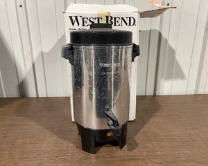 lot 91 image: West Bend Coffee Pot