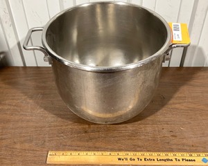 lot 95 image: Mixer Bowl