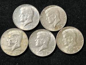 GROUP OF 5 US 40% SILVER KENNEDY HALF DOLLARS