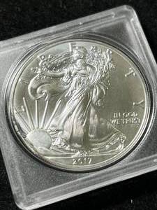 2017 AMERICAN SILVER EAGLE 1 TROY OZ .999 FINE SILVER