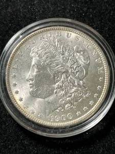 1900 US MORGAN SILVER DOLLAR IN AIRTITE