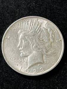 1923-D US PEACE SILVER DOLLAR