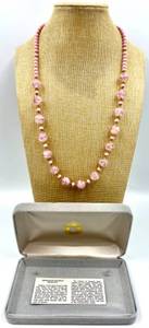 lot 23 image: Vintage Venetian Glass Bead Necklace with Smithsonian Institution Provenance