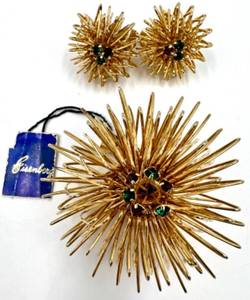 lot 29 image: Eisenberg Gold Tone Brooch and Clip-On Earrings Set with Green Jewels