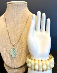 lot 116 image: Ornate Jade Pendant Necklace and Carved Jade Bracelet
