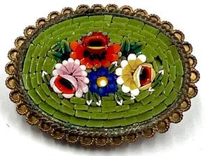 lot 137 image: Vintage Floral Micro Mosaic Oval Brooch - Italy