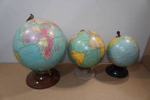 lot 102 image: 3 World Globes 12, 9 & 8