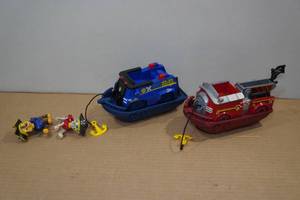 lot 105 image: Paw Patrol Pirate Pups Chase Police & Marshall Fire Truck Pirate Boat