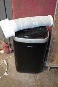 lot 15 image: Soleus Air Portable Air Conditioner