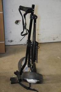 lot 21 image: Golf Bag Caddy Cart