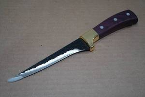 lot 32 image: Hammered Carbon Knife with Sheath