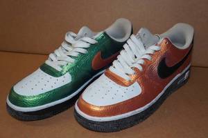 lot 194 image: Nike Air Force 1 Sneakers -Size 10
