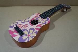 lot 200 image: Acoustic Ukulele