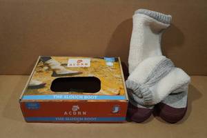 lot 234 image: Acorn the Slouch Boots -Medium 6-7