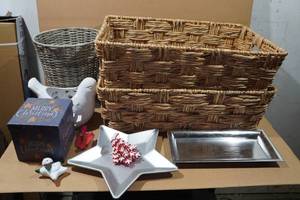 lot 236 image: Assorted Home Dcor -Wicker Baskets, Trays, Garbage Bin