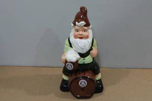 lot 114 image: Rare August Schell Brewery Gnome Cookie Jar